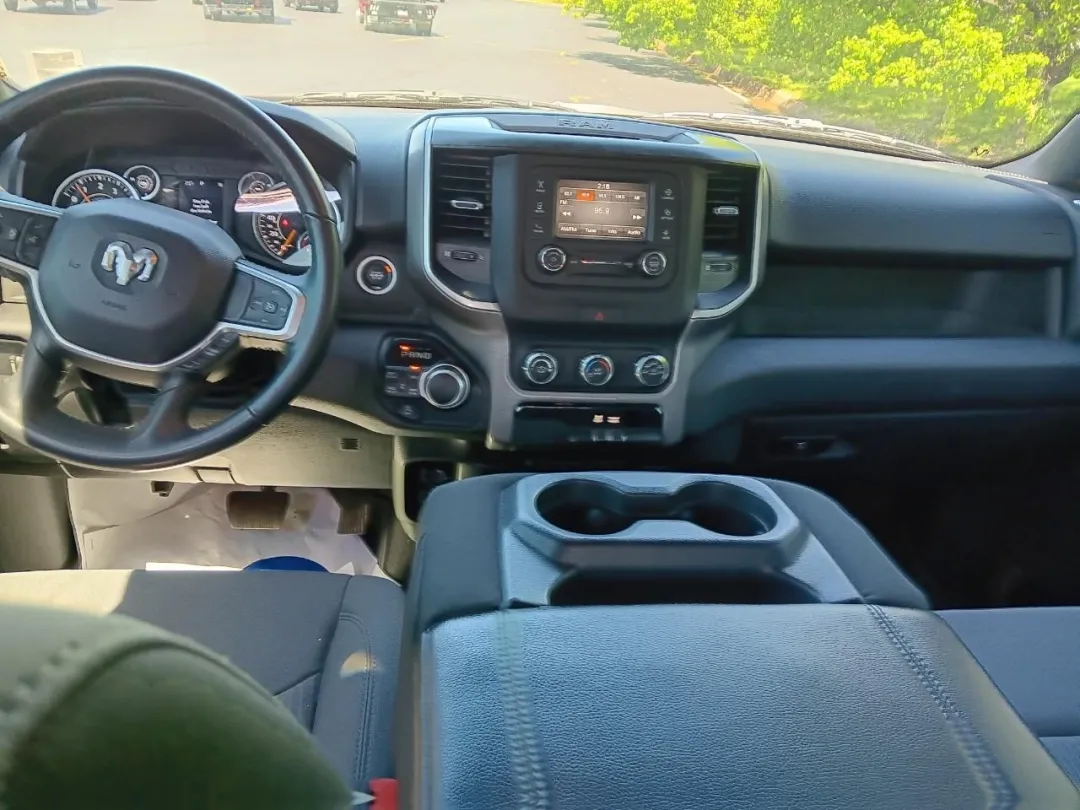 2022 Ram 1500 - 1C6SRFFT9NN411689 - Image #7